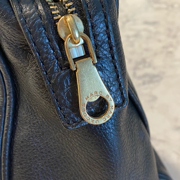 Marc by Marc Jacobs Too Hot to Handle Satchel Black Italian Leather EIC - Picture 7 of 12